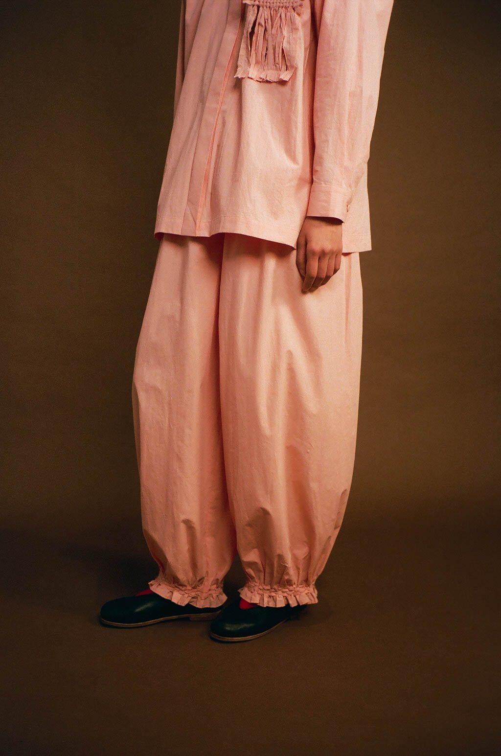 unisecon fall winter 2025 — tangram — lookbook photograph 14
