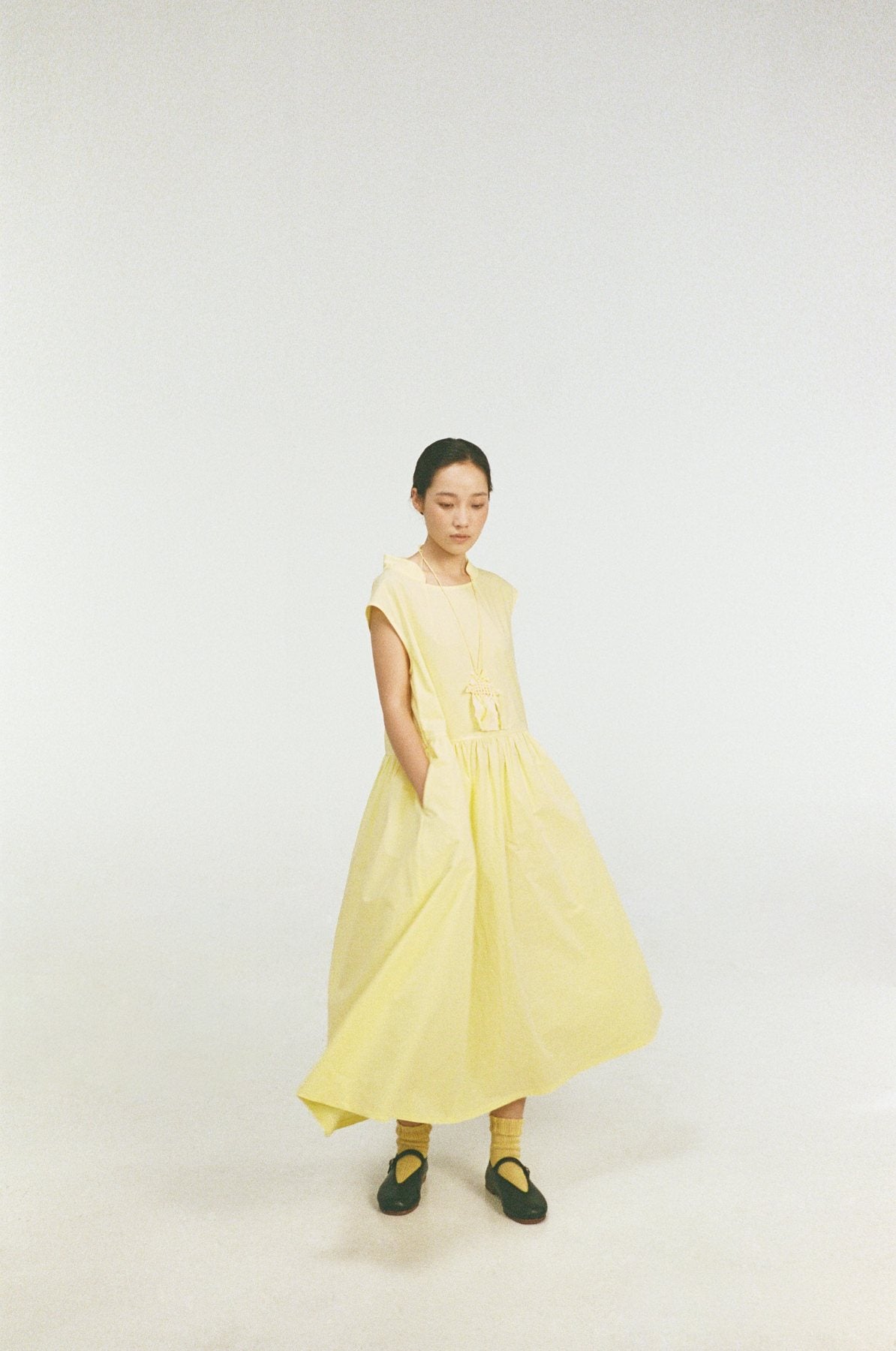 unisecon spring summer 2026 — paper and wind — lookbook photograph 32