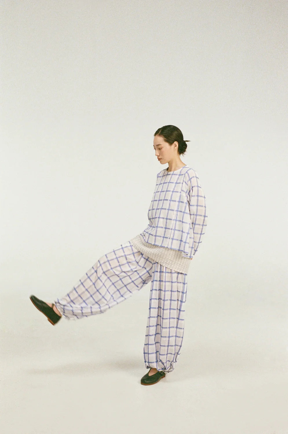 unisecon pants – weaving and collaging by hand