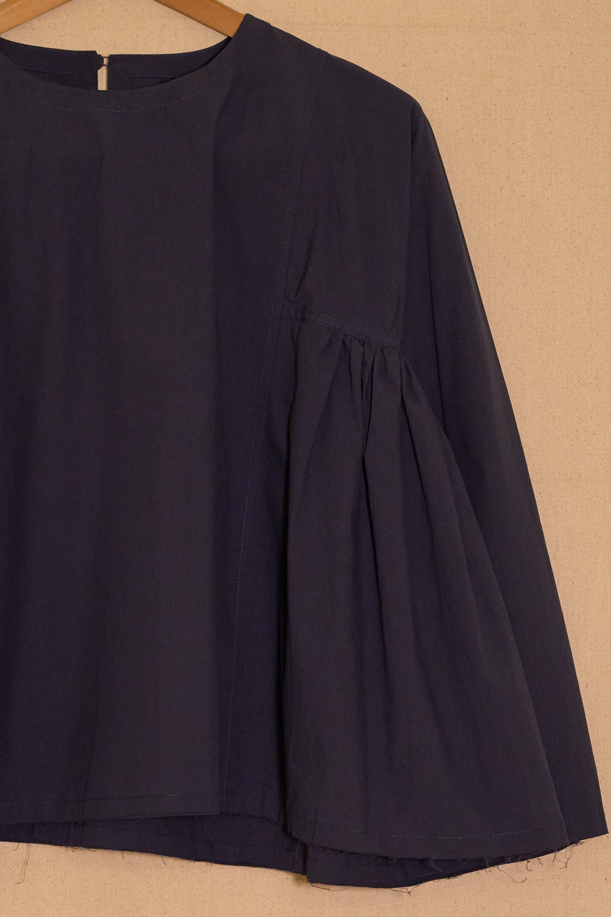 leona top - blue organic cotton