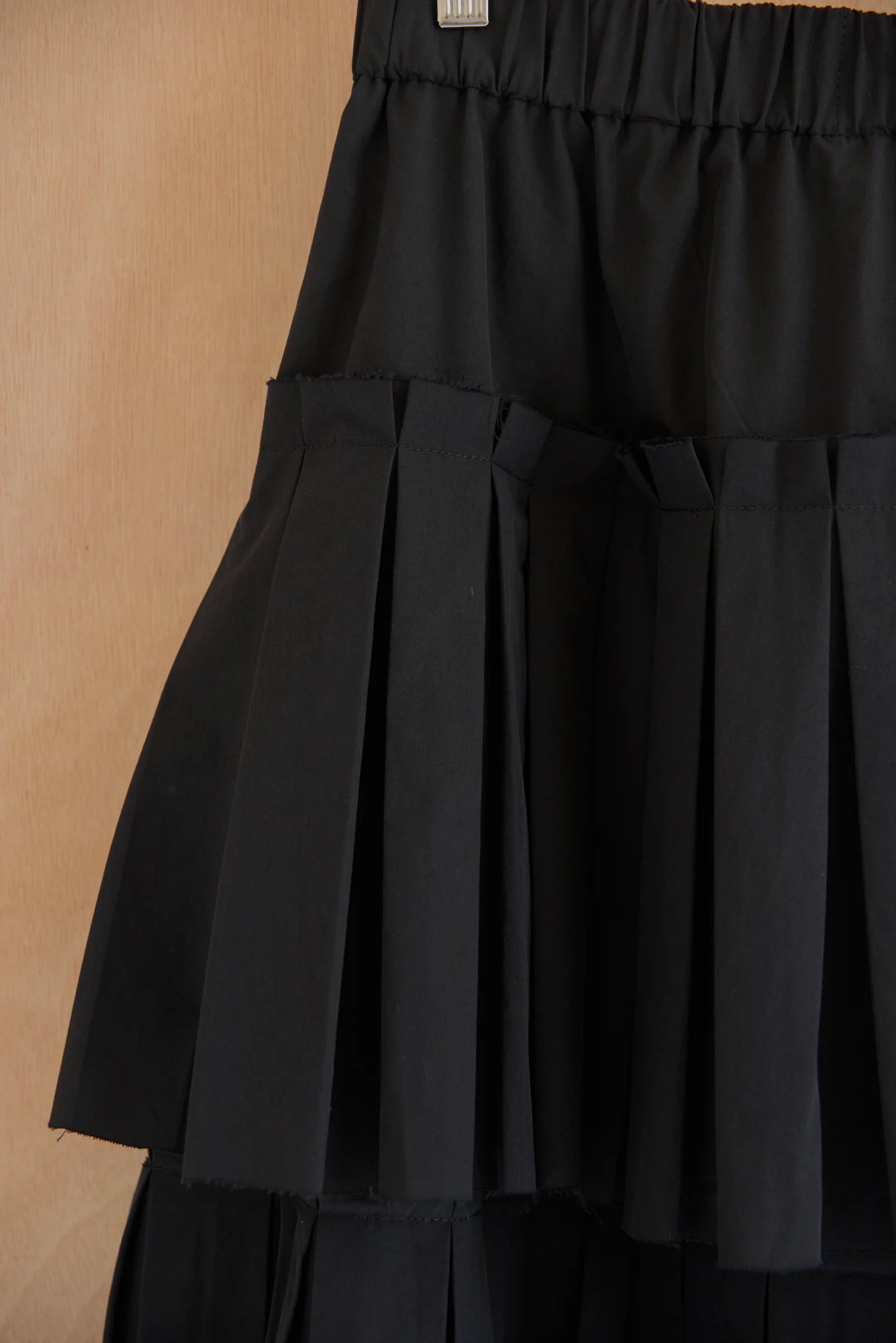 UNISECON Connie skirt in black, detail view 01