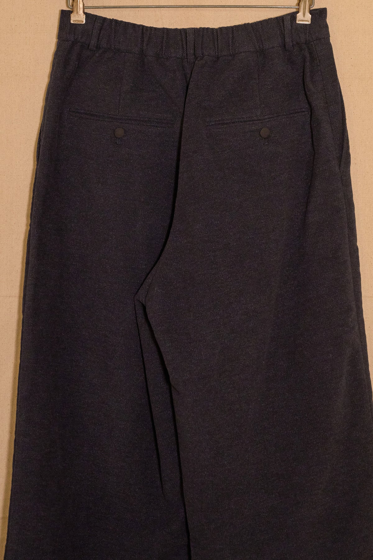 UNISECON Lima pants in blue detail view