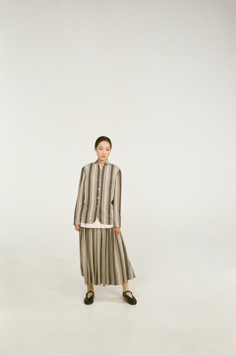 unisecon-patch-jacket-grey-stripes-front-full-body-3