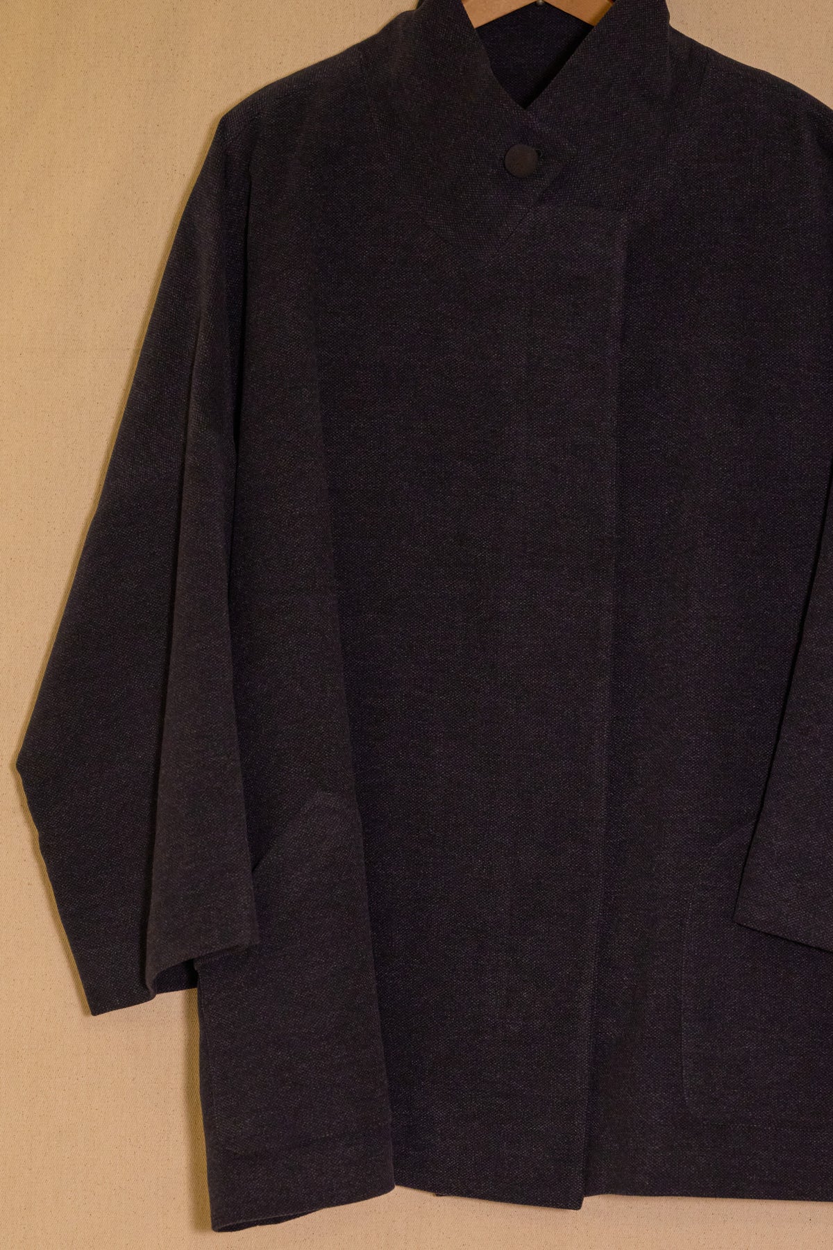 UNISECON Priya coat in blue detail view