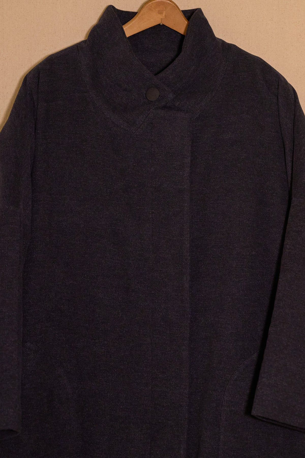 UNISECON Talia coat in blue detail view