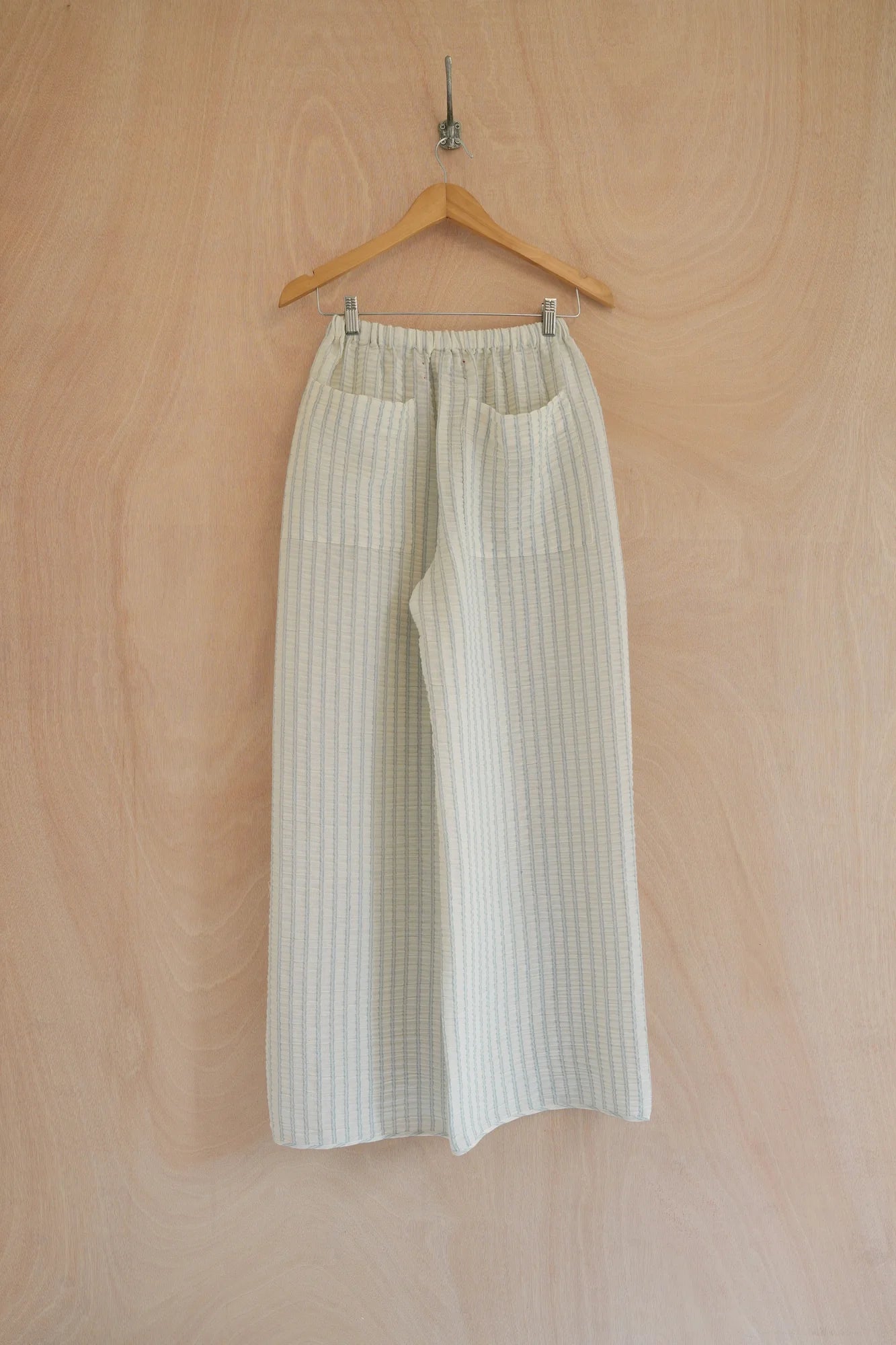 Unisecon Tess pants in white, back view