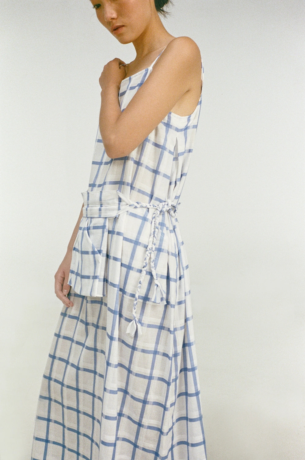 unisecon-zena-dress-white-blue-front-view