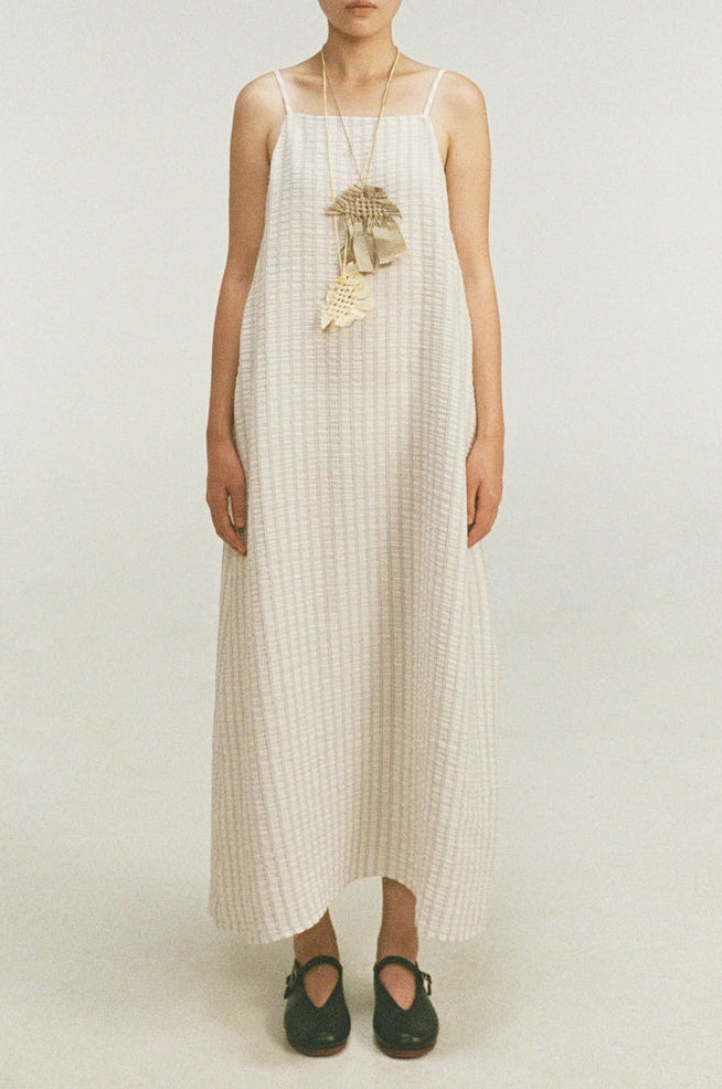 unisecon-zena-dress-white-cotton-linen-front-full-body-cropped