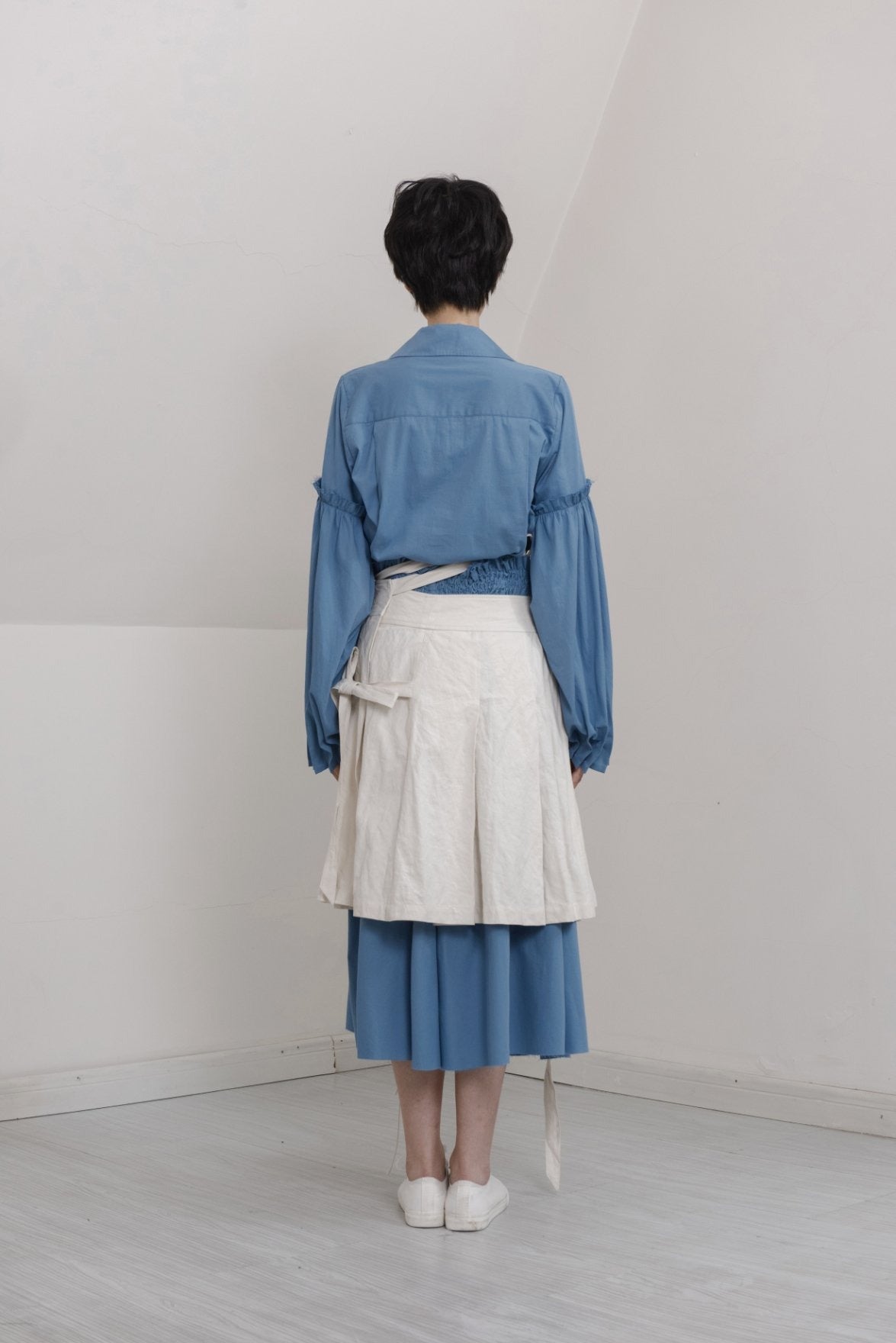 UNISECON AW21 Blue Pleated Sleeve Shirt