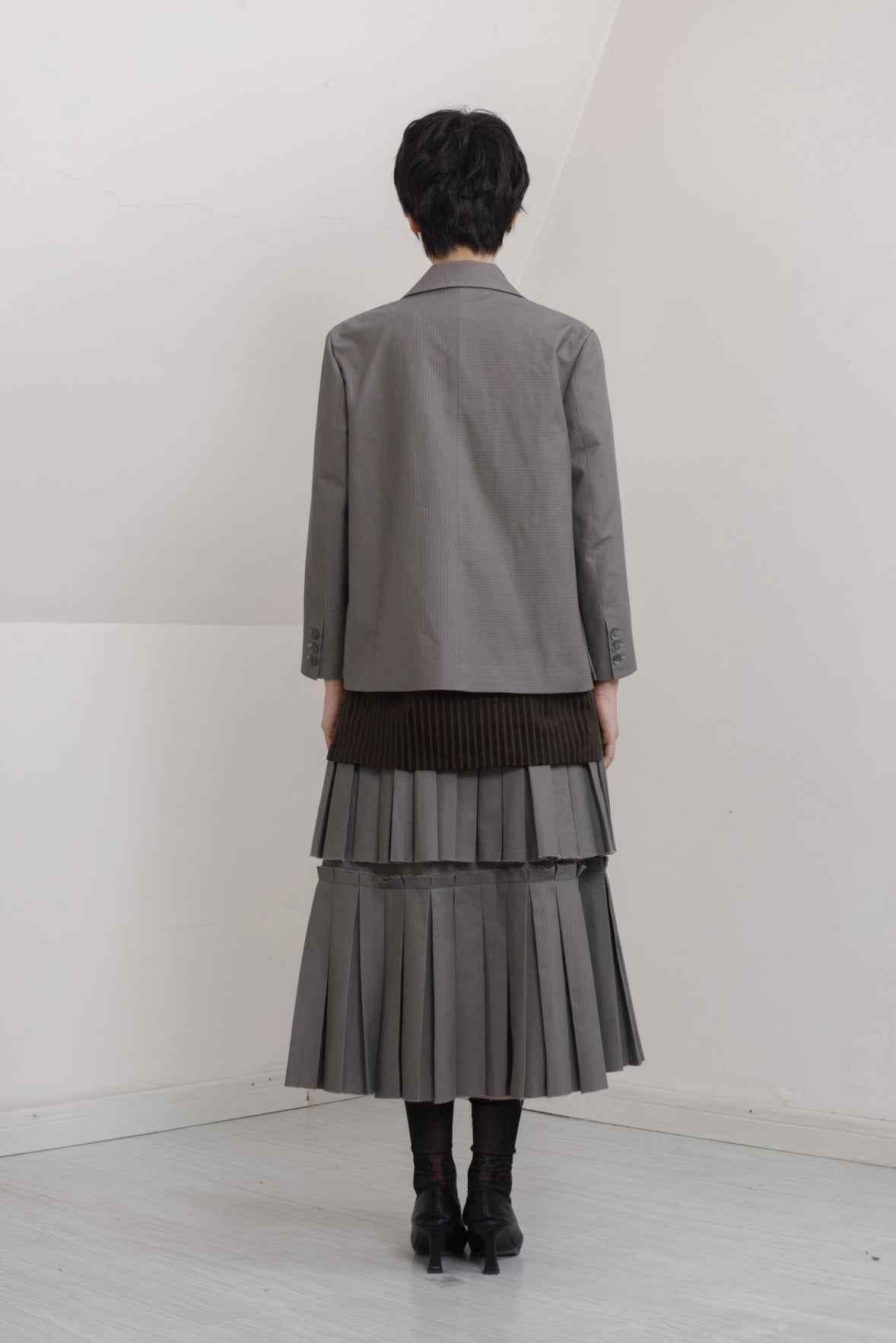 UNISECON AW21 Grey A-Line Jacket