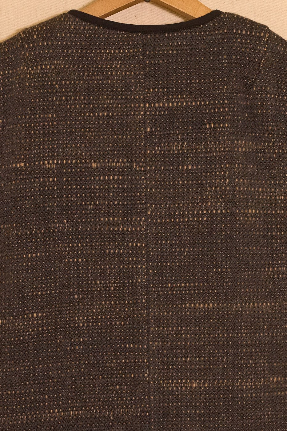 texture of handwoven cotton and camel hair cloth used by unisecon