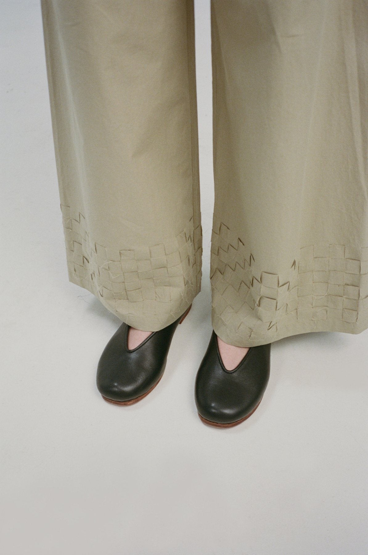 unisecon spring summer 2026 — paper and wind — lookbook photograph 5