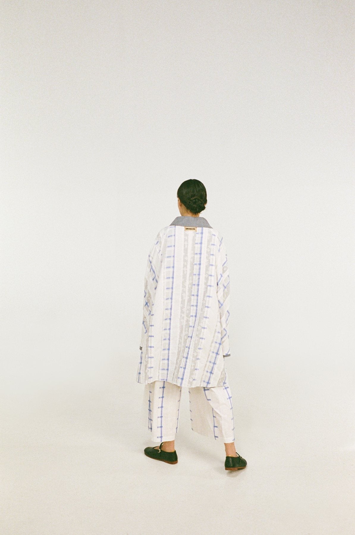 unisecon spring summer 2026 — paper and wind — lookbook photograph 18