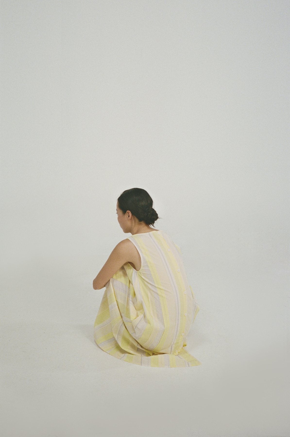 unisecon spring summer 2026 — paper and wind — lookbook photograph 26