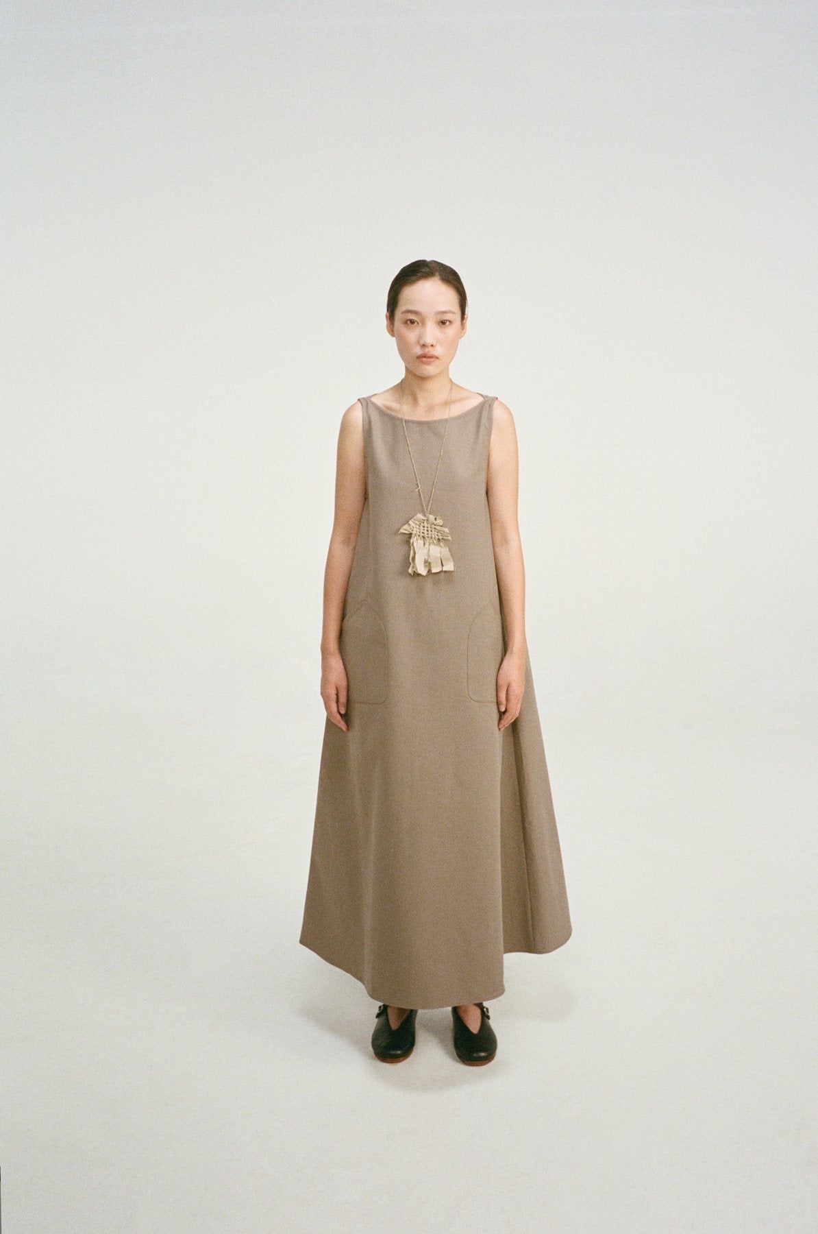 unisecon spring summer 2026 — paper and wind — lookbook photograph 27