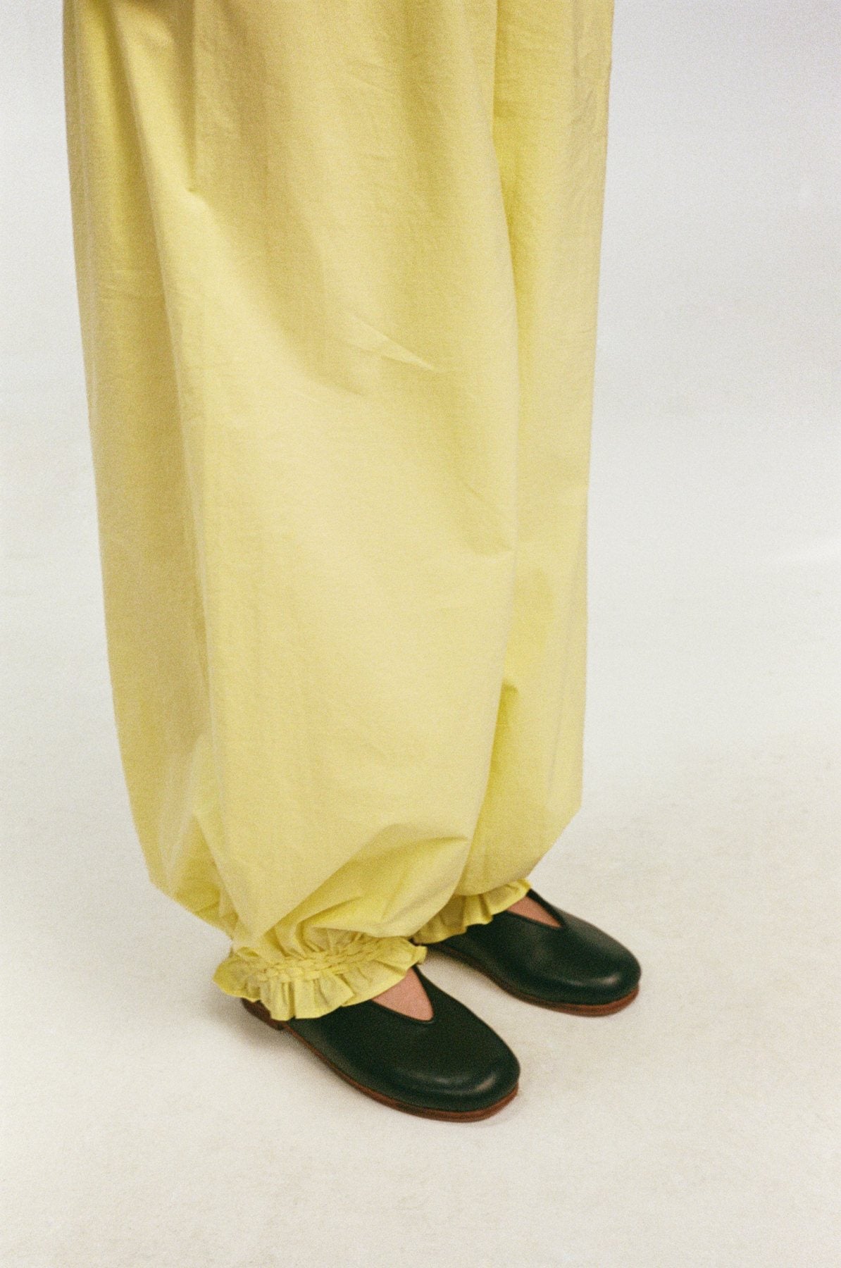 unisecon spring summer 2026 — paper and wind — lookbook photograph 31