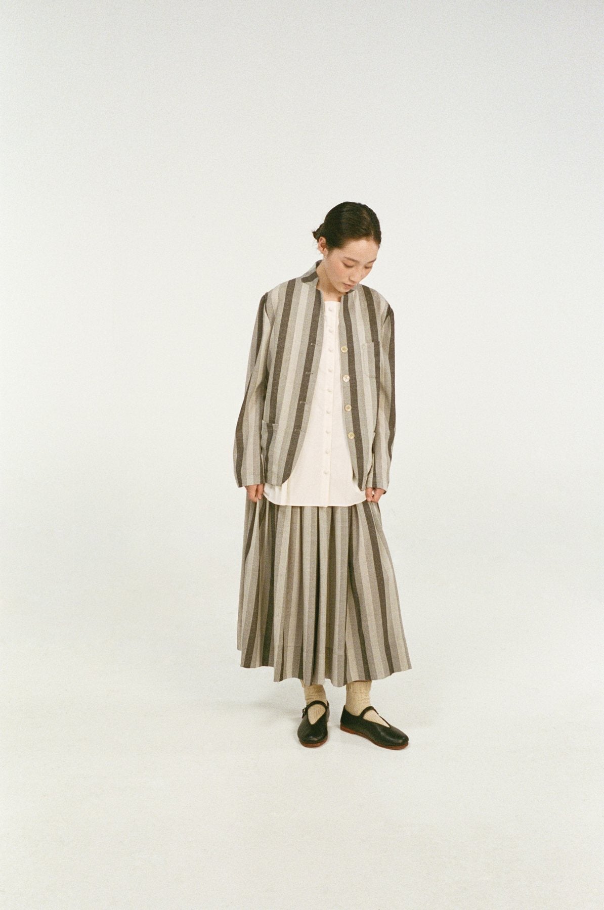 unisecon spring summer 2026 — paper and wind — lookbook photograph 47