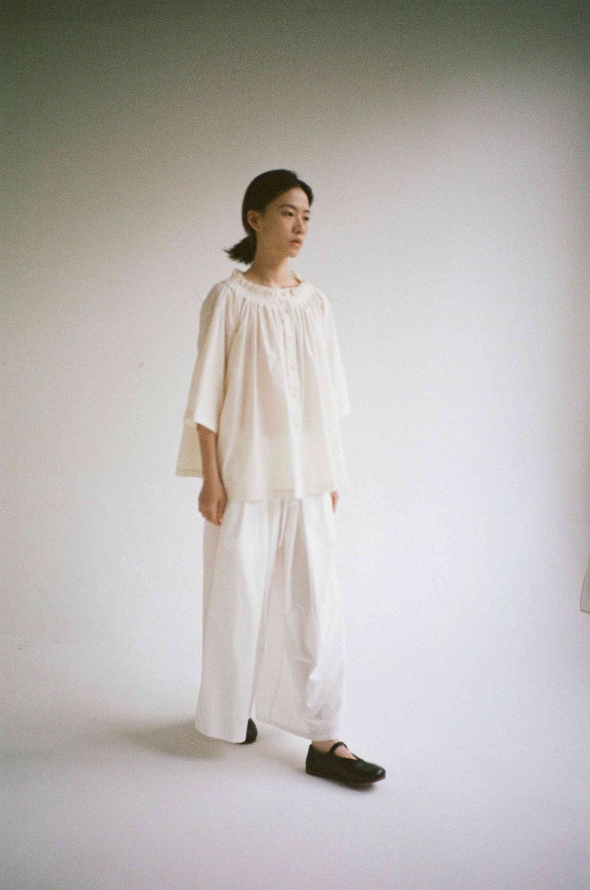 unisecon spring summer 2027 — sunning books — lookbook photograph 6