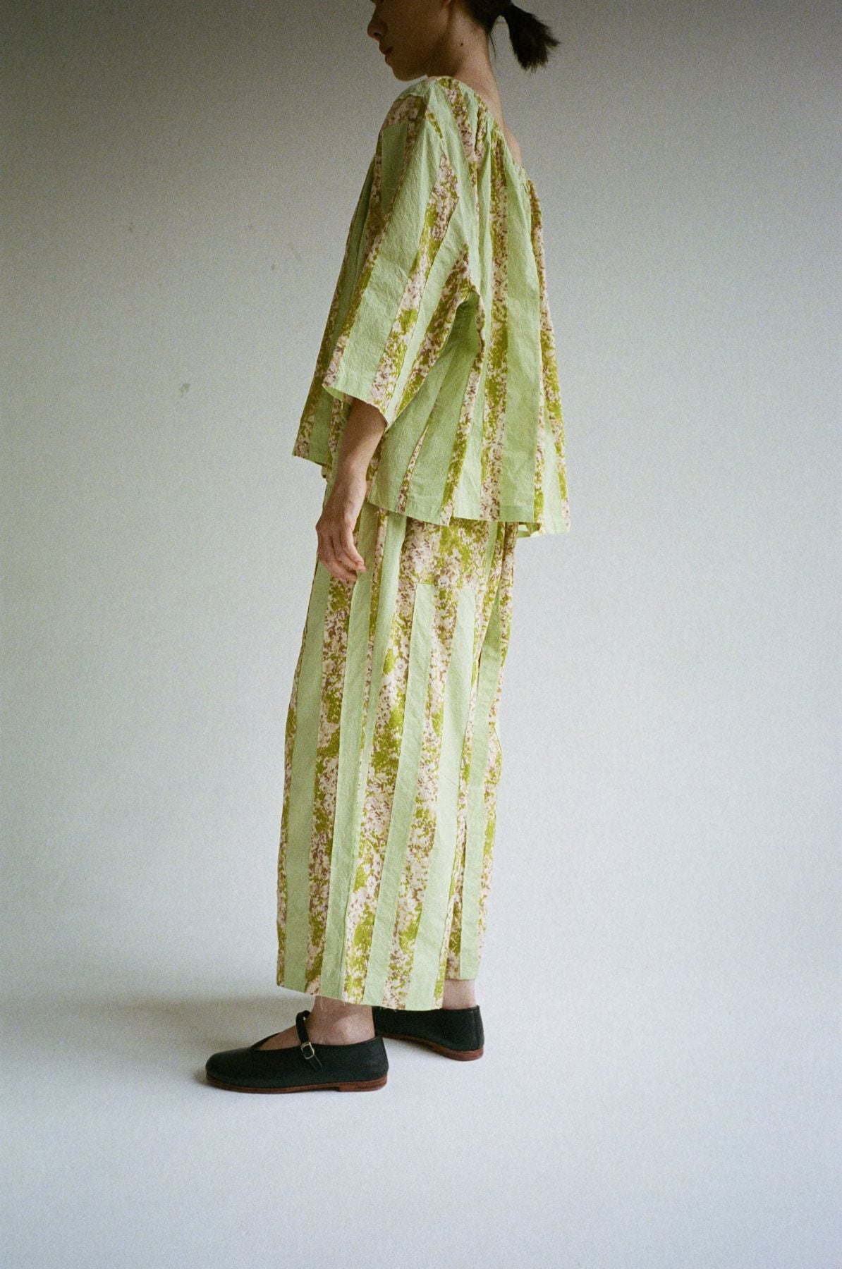 unisecon spring summer 2027 — sunning books — lookbook photograph 42